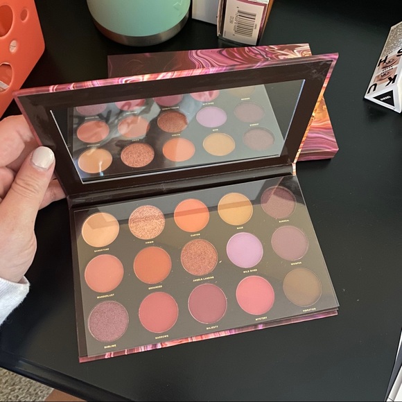 NWT Hipdot Zion Eyeshadow Palette - Picture 3 of 3